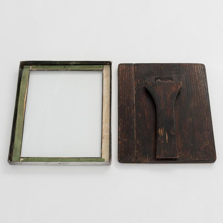 Josef Hoffmann, valokuvakehys, hopea, malli S 1614, Wiener Werkstätte, Wien, Itävalta ennen v. 1922.