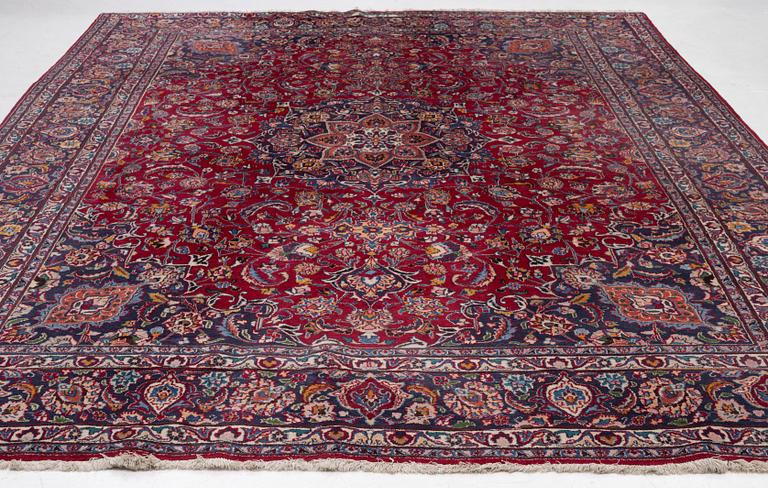 Rug, Keshan, signed, approx. 385 x 300 cm.