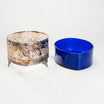 JARDINJÄR, försilvrad koppar och glas, sent 1800-tal.
