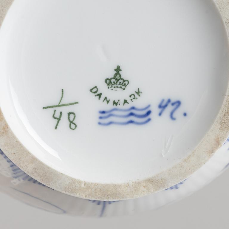 A set of fifteen 'Musselmalet' porcelain service pieces, Royal Copenhagen, Denmark.