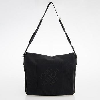 Louis Vuitton, "Damier Geant Messenger" bag.