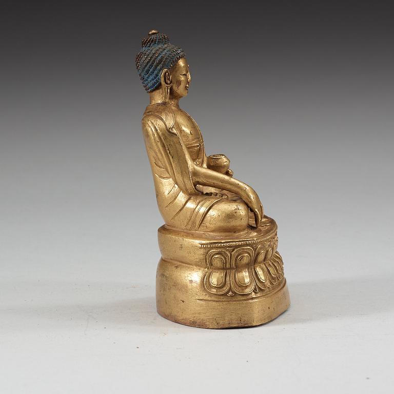 BUDDHA, förgylld brons. Sakyamuni Buddha, Tibet, sent 1800-tal.