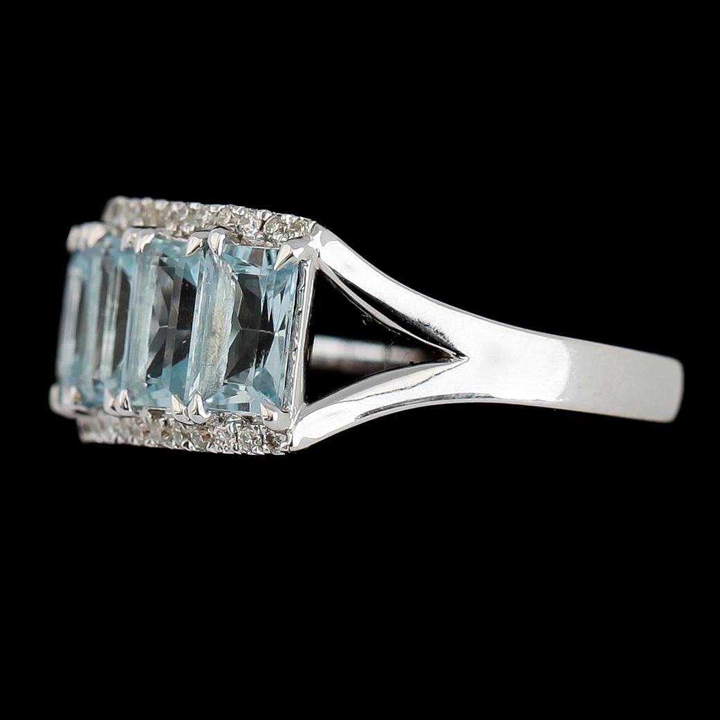 RING, 18K vitguld, akvamariner tot ca 2.17 ct, diamanter tot ca 0.20 ct.