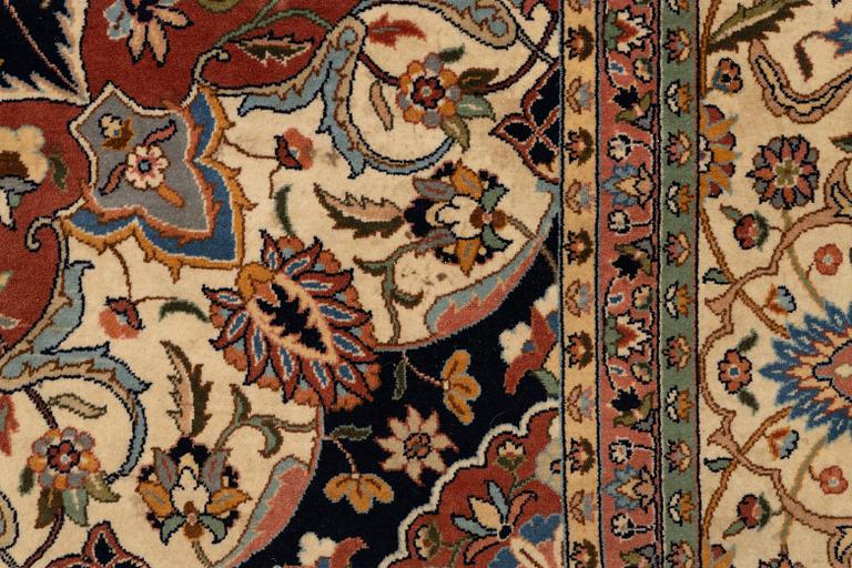 Matta, Kirman, ca 400 x 290 cm.