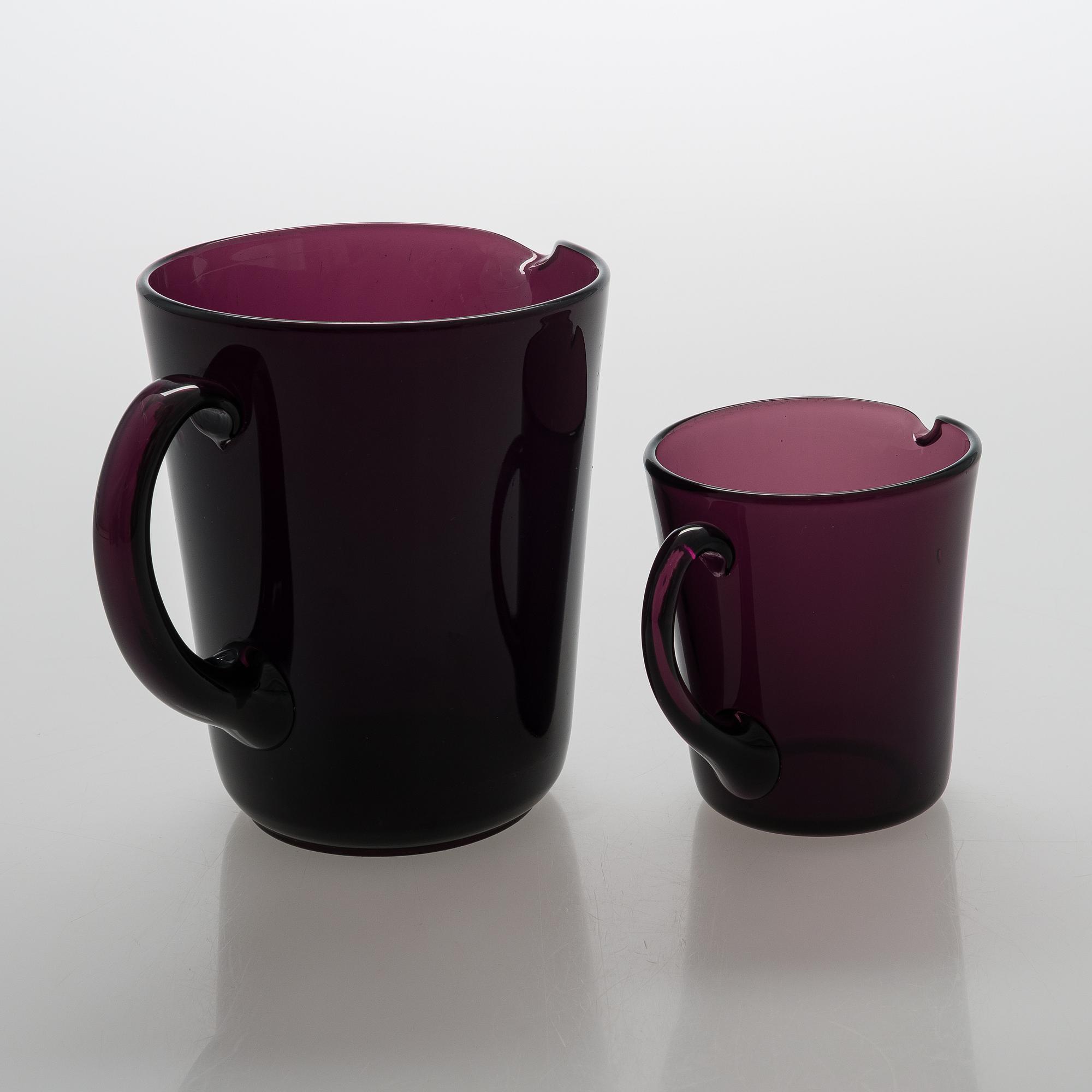 Mid 20th century dinking glasses 10+6 an d two jugs among other Iittala.