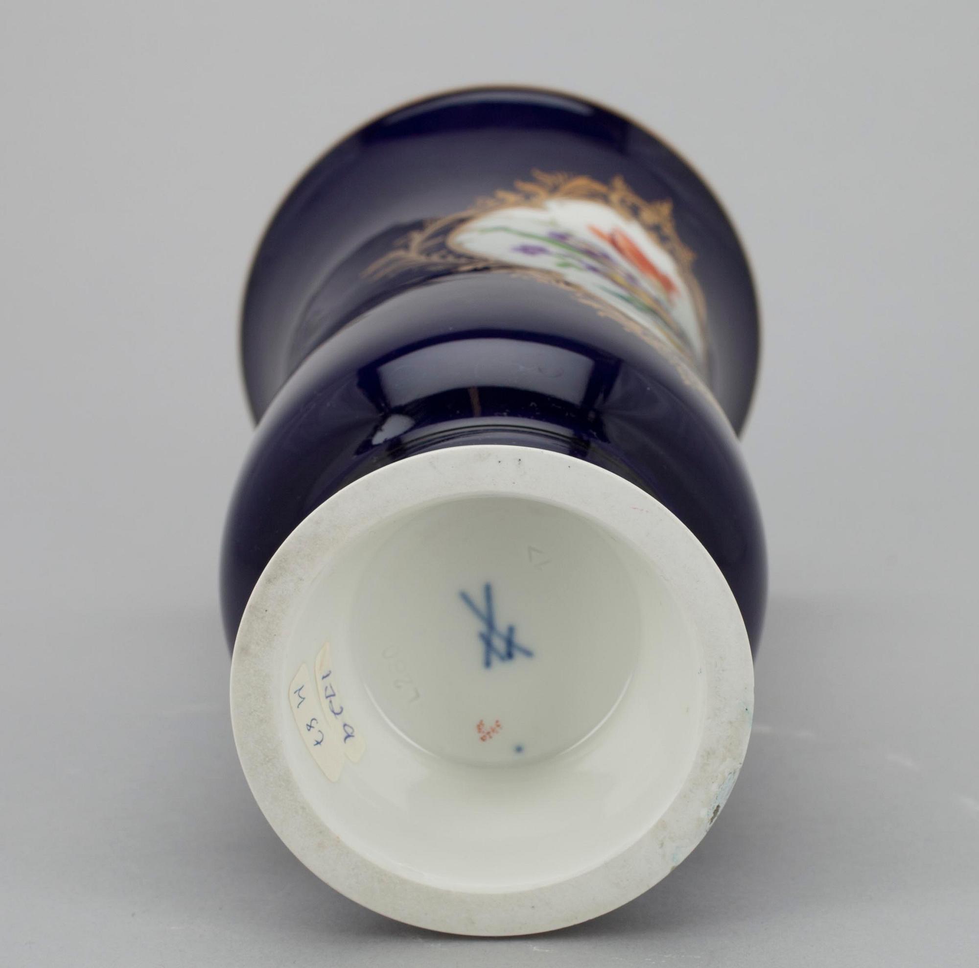VAS, porslin, Meissen, 1900-tal.