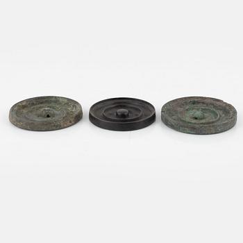 A set of three bronze mirrors, Ming dynasty (1368-1644).