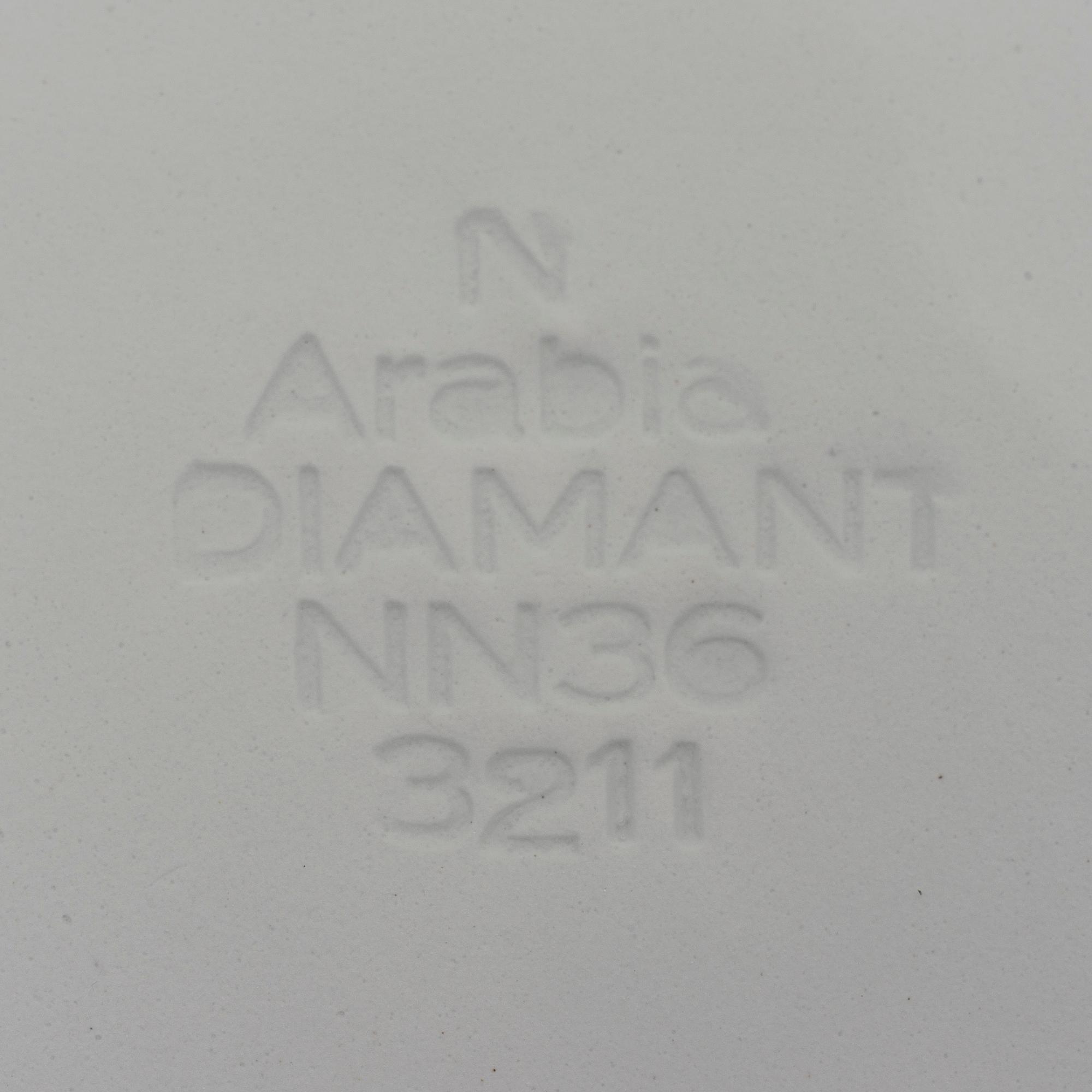 Dinnerware, 42 pieces, Arabia, Finland, 1932-1949.