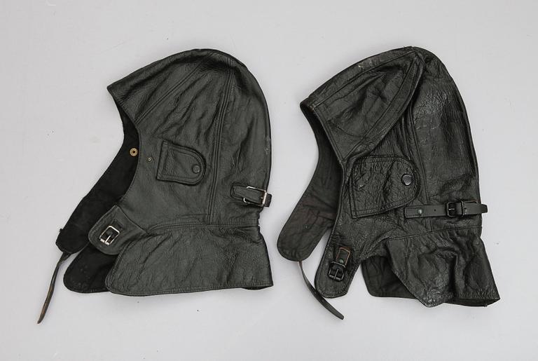 MOTORHUVOR, 2 st, läder, 1900-talets första hälft.