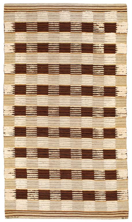 RUG. "Schackrutig, brun". Reliefrya (knotted pile in some areas). 239 x 134,5 cm.