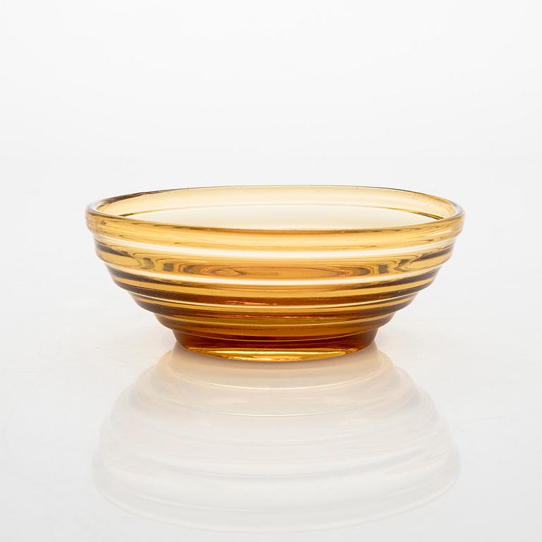 Aino Aalto, bowl, model 4384 Karhula Glassworks 1930s.