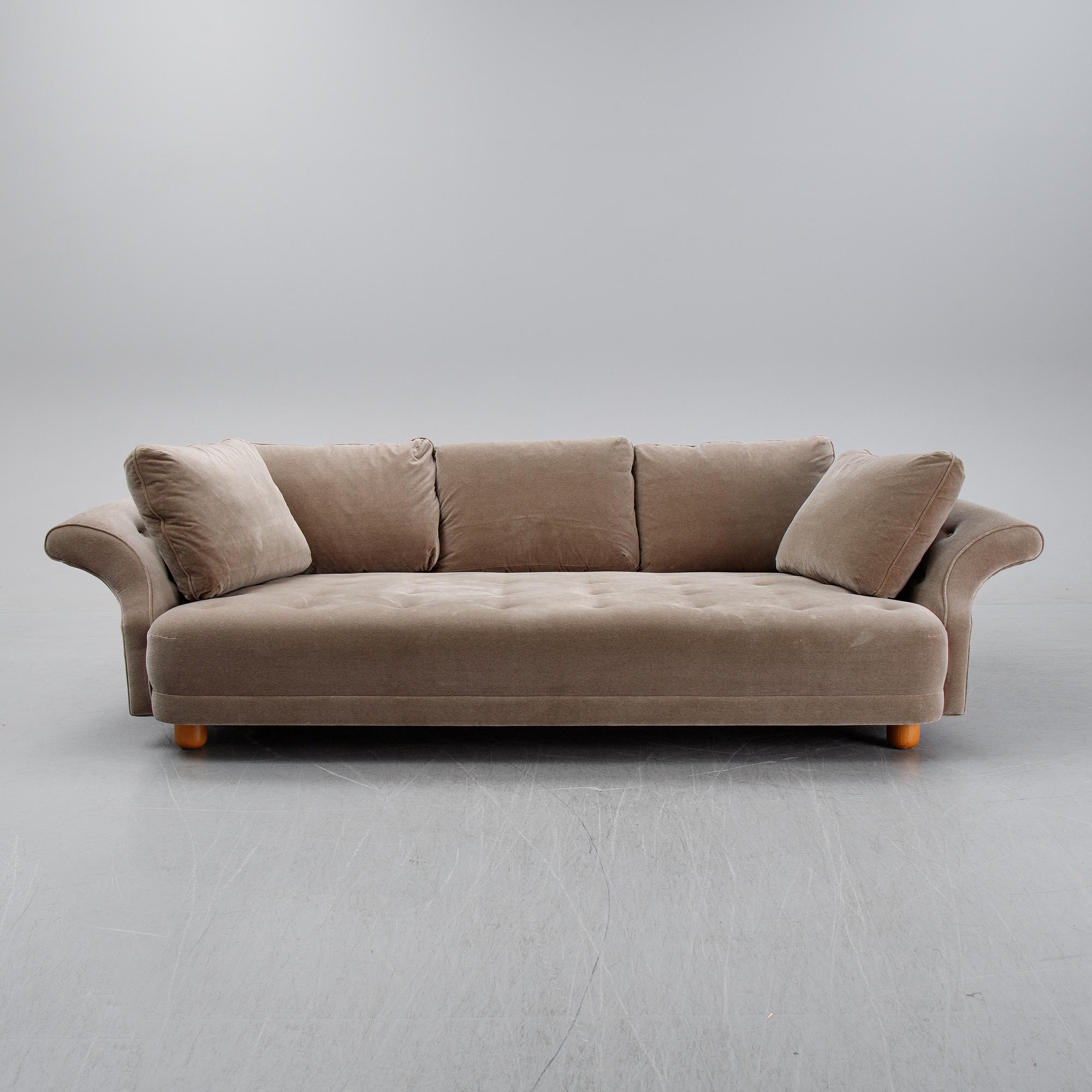 Josef Frank, soffa, "Liljevalchssoffan", Svenskt Tenn, 2016.
