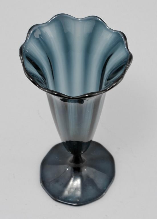 VAS, glas, Edward Hald, Orrefors, 1900-talets andra kvartal.