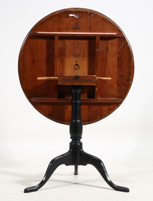 FÄLLBORD. Carl Hollst (mästare i Eskilstuna 1787-1830).