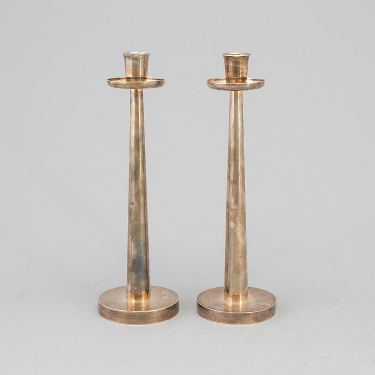 A pair of silver candlesticks, Strömdahl AB Hugo, Stockholm, 1962.