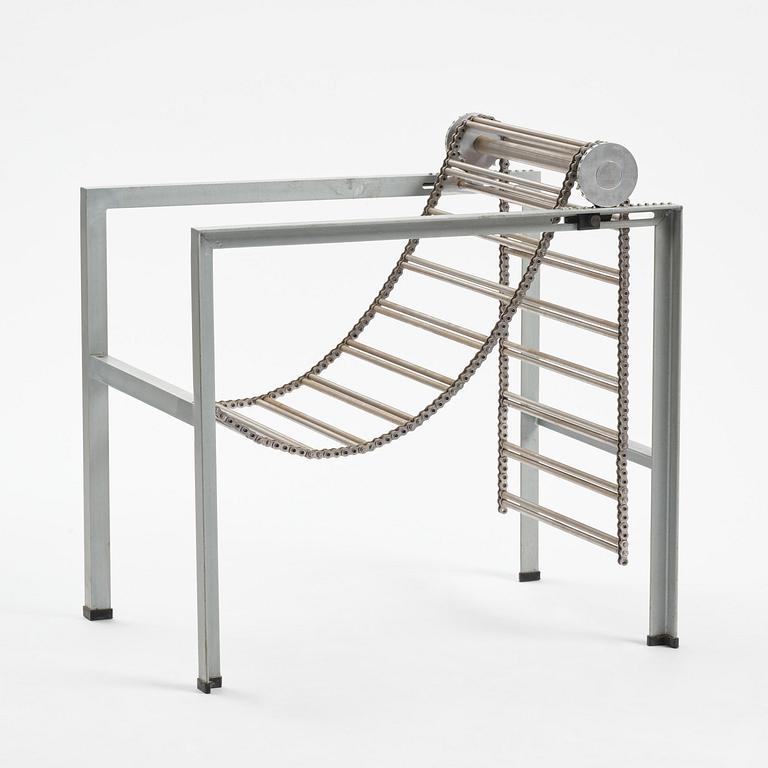 Paolo Pallucco, & Mireille Rivier, fåtölj, "Barba D'Argento", Pallucco, Italien, efter 1986.