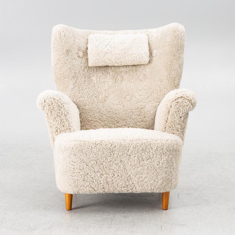 Armchair, first half of the 20th century.