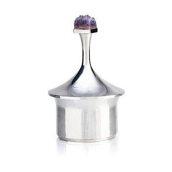 Martin Öhman, a sterling silver jar with lid, silver and amethyst, Halmstad 1980.