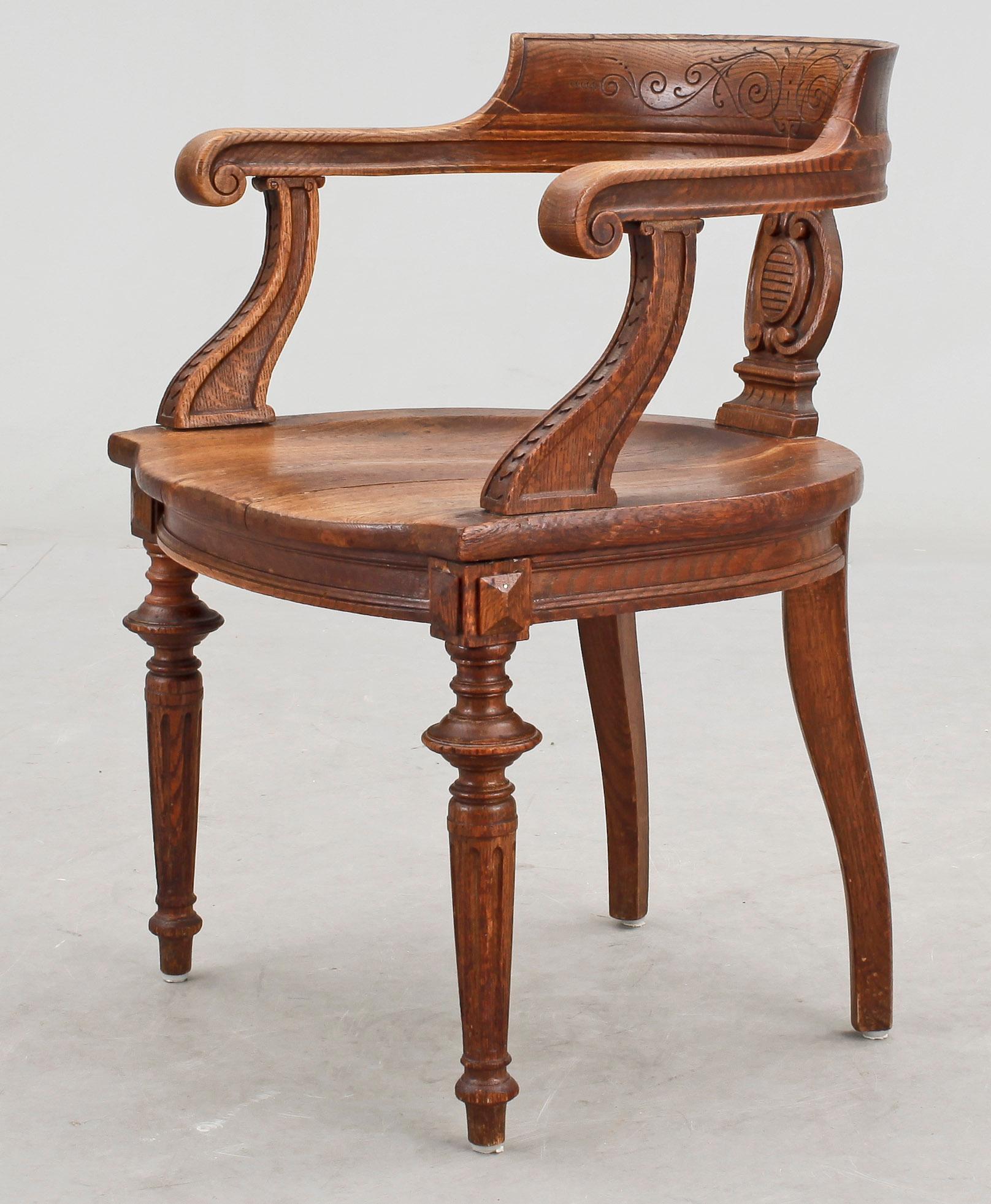 SKRIVBORDSSTOL, nyrenässans, 18/1900-tal.