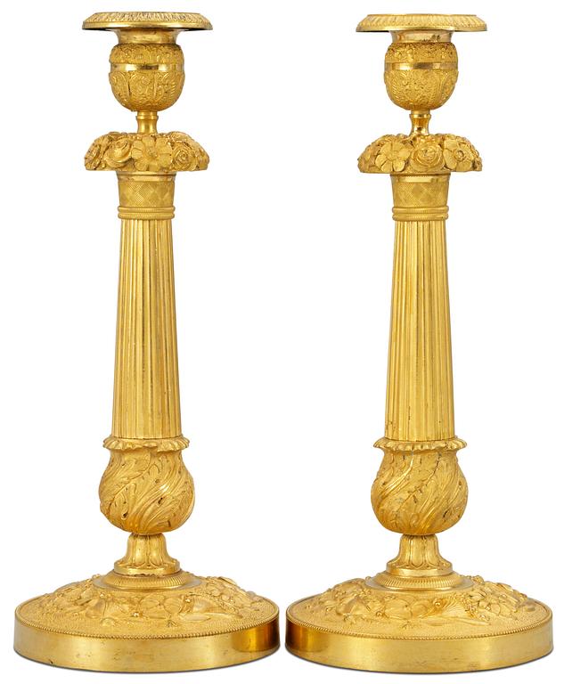 LJUSSTAKAR, ett par. Frankrike, 1800-talets början. Empire.