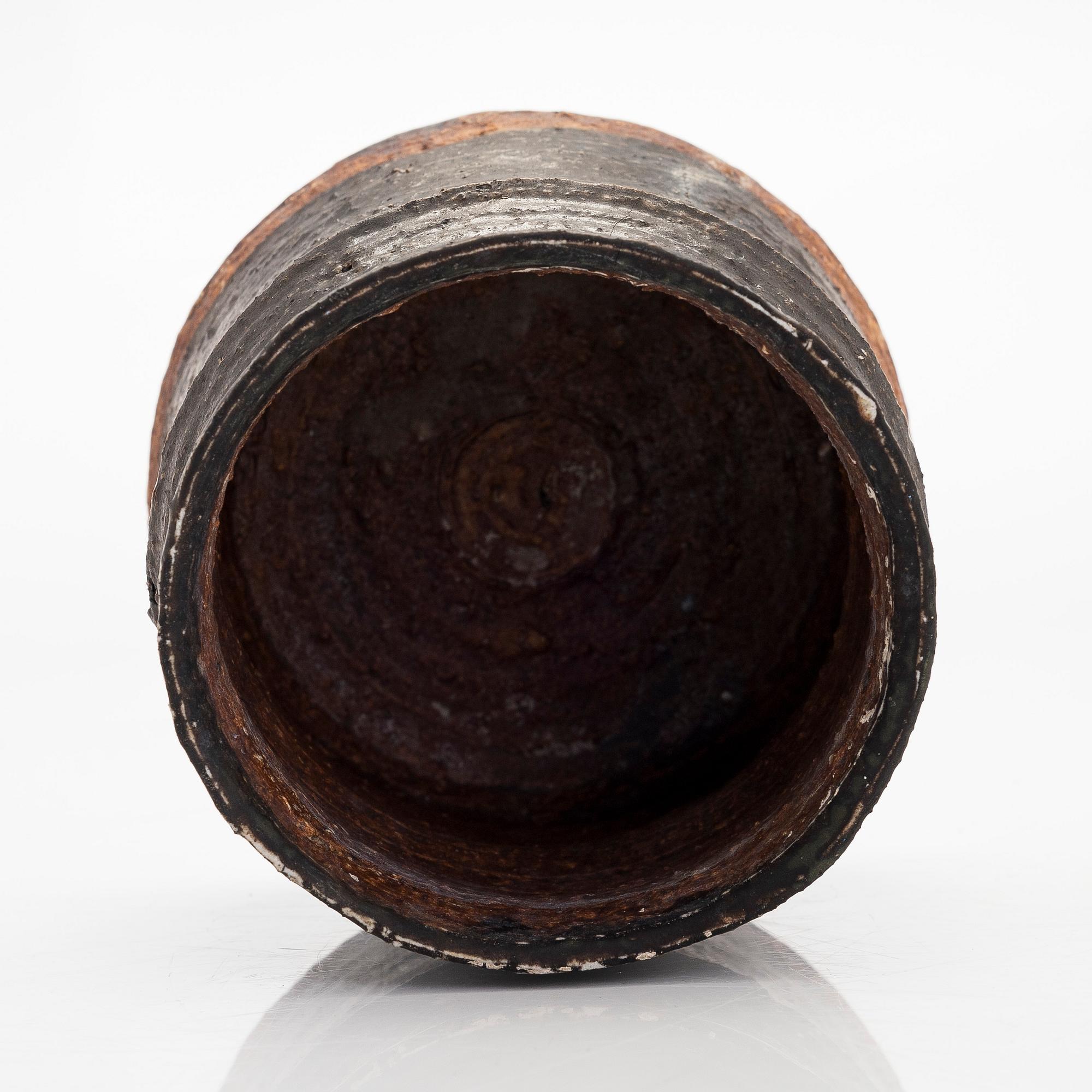 Kyllikki Salmenhaara, maljakko, kivitavaraa, signeerattu KS ARABIA.