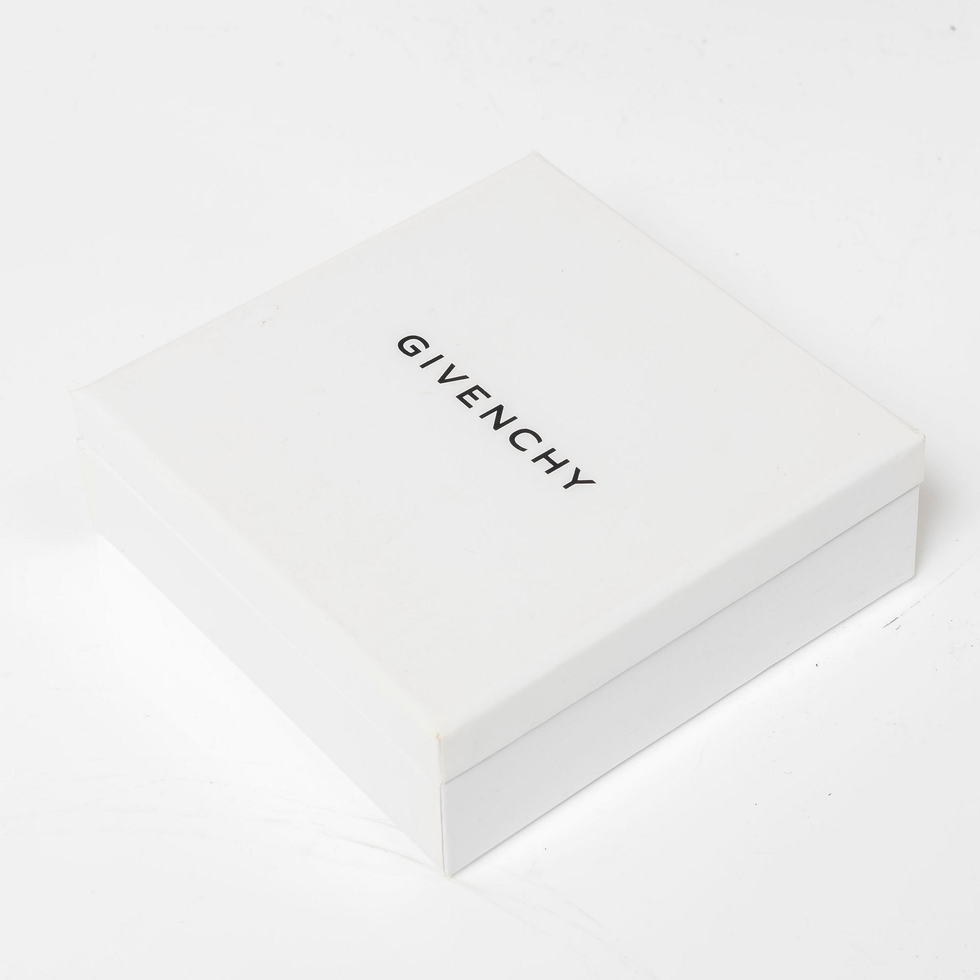 Givenchy, halsband "Shark tooth".