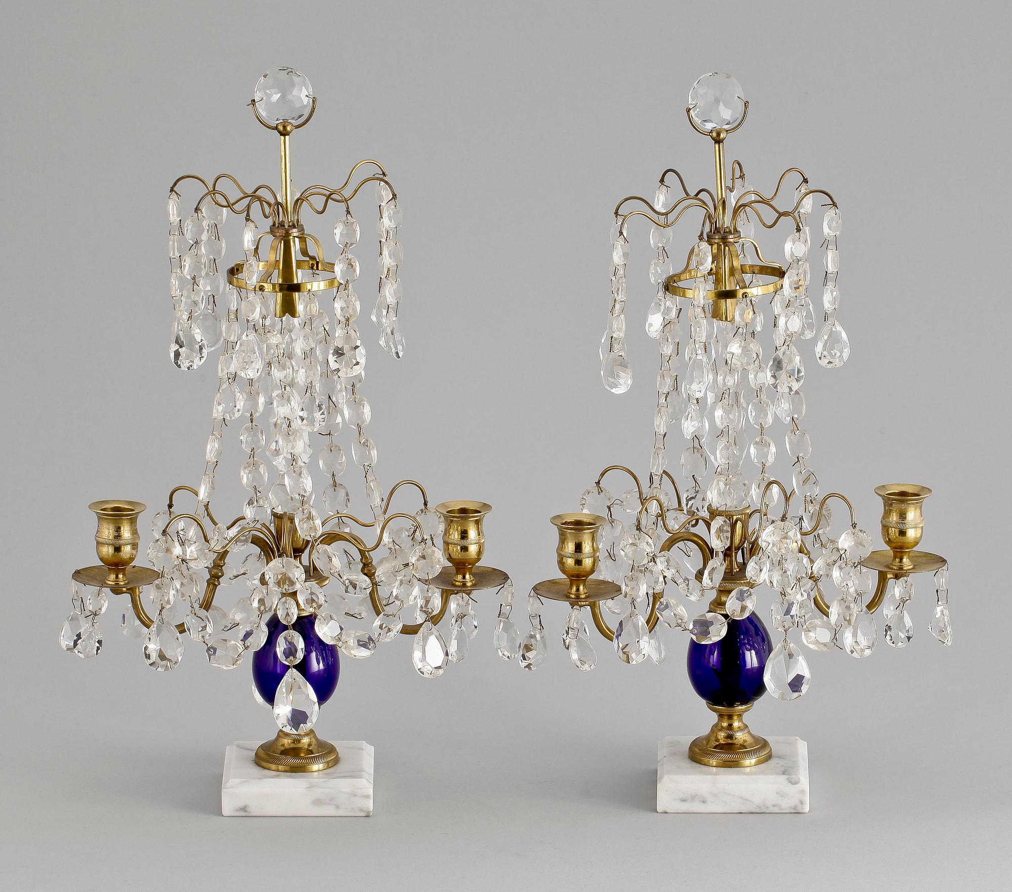 BORDSLYSTRAR, ett par, gustaviansk stil, 1900-talets mitt.