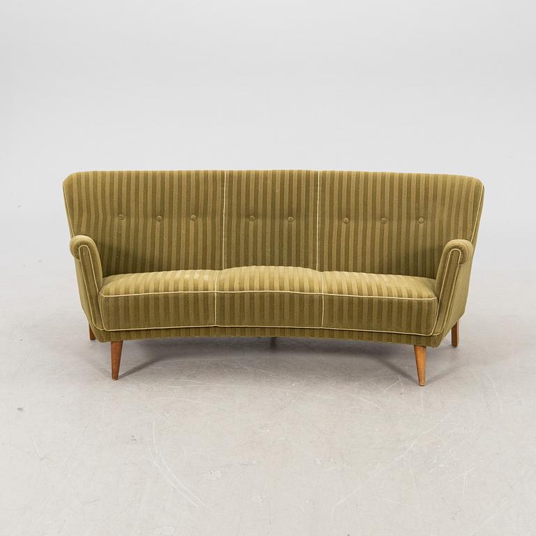 A 1940/50s sofa.