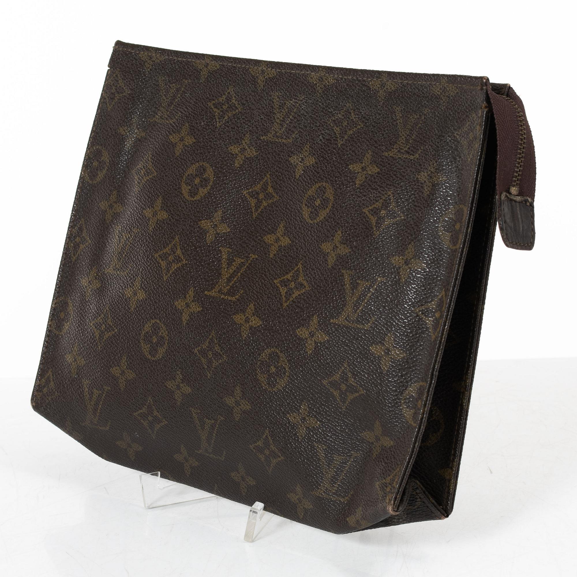 Louis Vuitton, toiletry bag, "Toiletry Pouch 26", vintage.