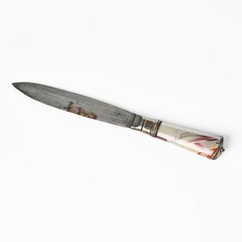 A presumably German baroque agate and silver-moutned letter opener, early 18th century.