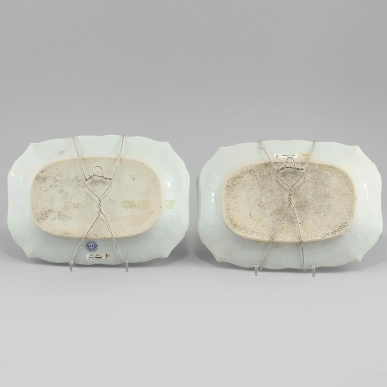FAT, ett par, porslin, Kina, 1700-tal.