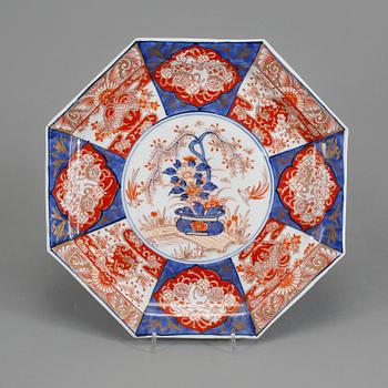 FAT, porslin, Japan, 1800-tal.