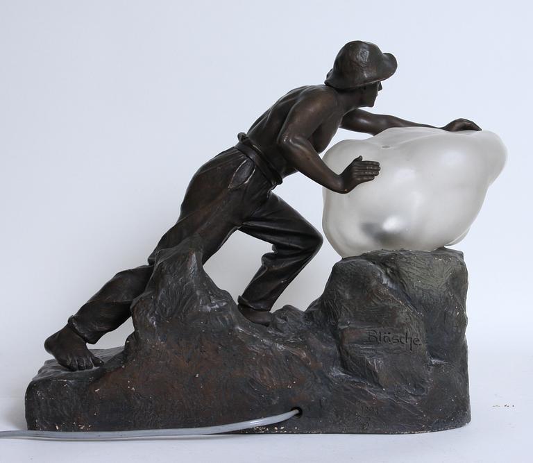 BORDSLAMPA, sign "Bläsche", 1900-talets första hälft.