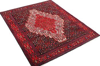 Matta, Senneh, ca 192 x 162 cm.