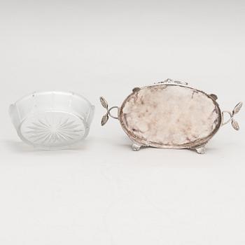 An 'Egyptian Empire style' caviar bowl c. 1900.