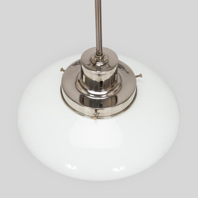 Paavo Tynell, a 1930s model 1612 pendant light for Taito.