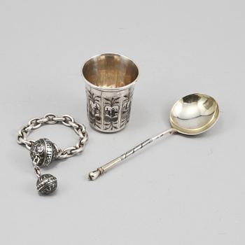 SKED, KEDJA samt BÄGARE, silver, Ryssland, delvis Moskva, 1800-tal respektive 1900-tal, vikt 155 gram.
