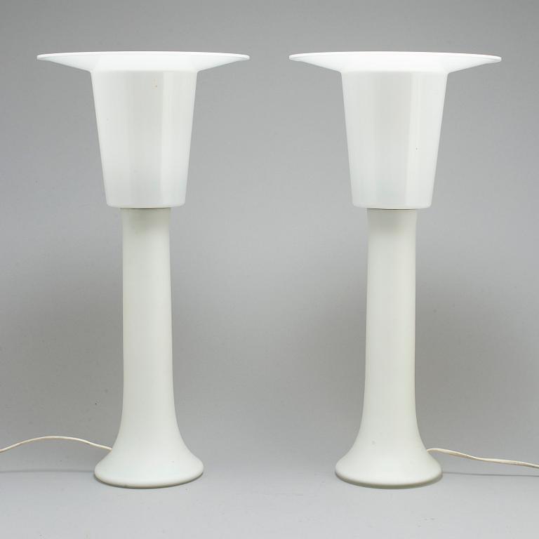 BORDSLAMPOR, ett par, glas, 1960-tal.