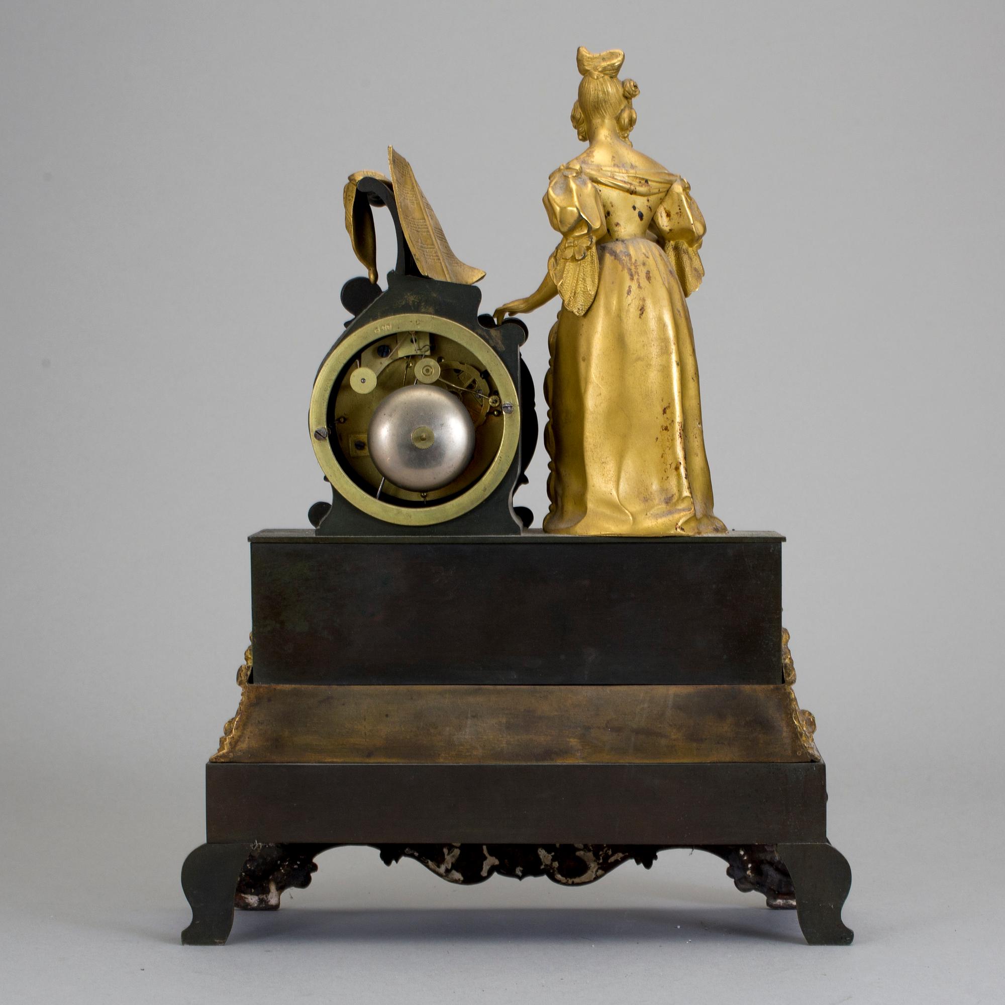 BORDSUR, senempire, omkring 1830-40-tal.