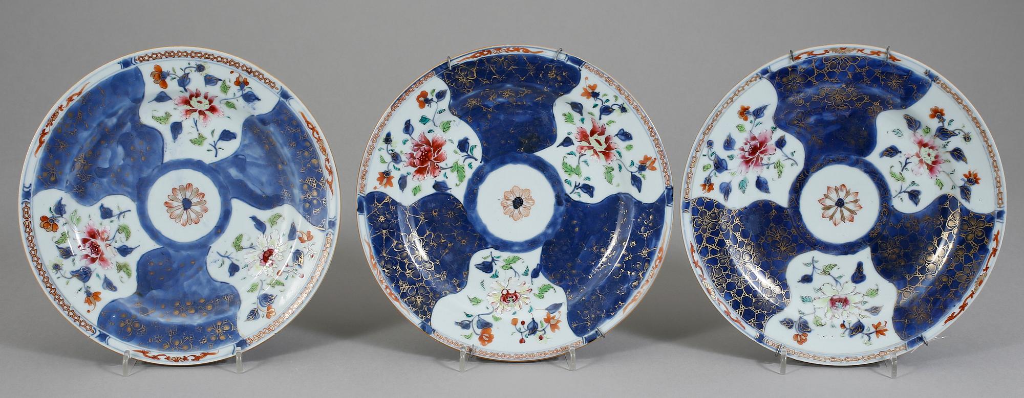 TALLRIKAR, 7 st, porslin, Qianlong, Kina 1700-tal.