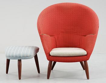 A Nanna and Jörgen Ditzel easychair with stool, A/S Kolds Savverk, Denmark 1950's.