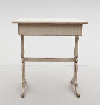 DAMARBETSBORD, 1800-talets första hälft.