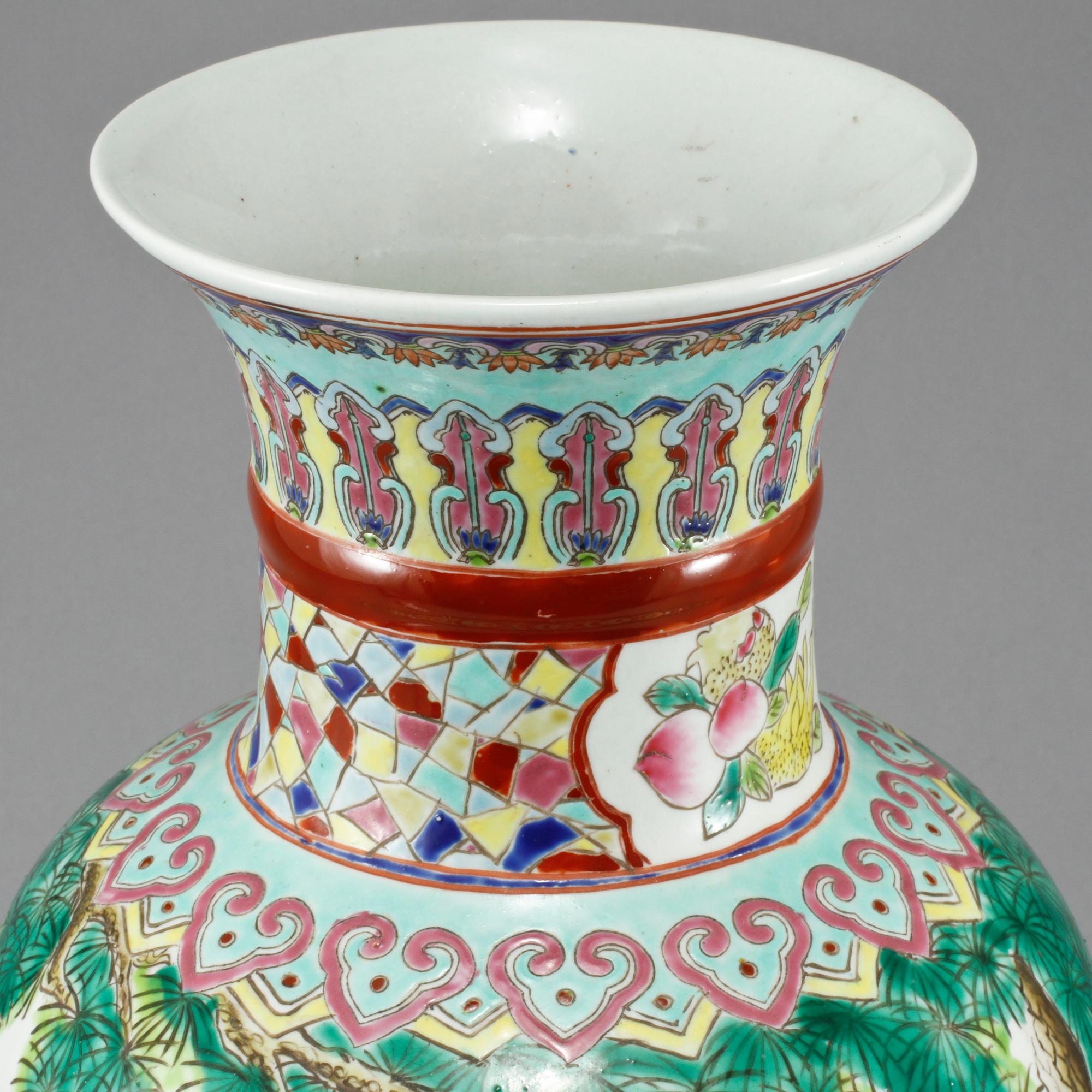 GOLVVAS, porslin, Kina, 1900-tal.