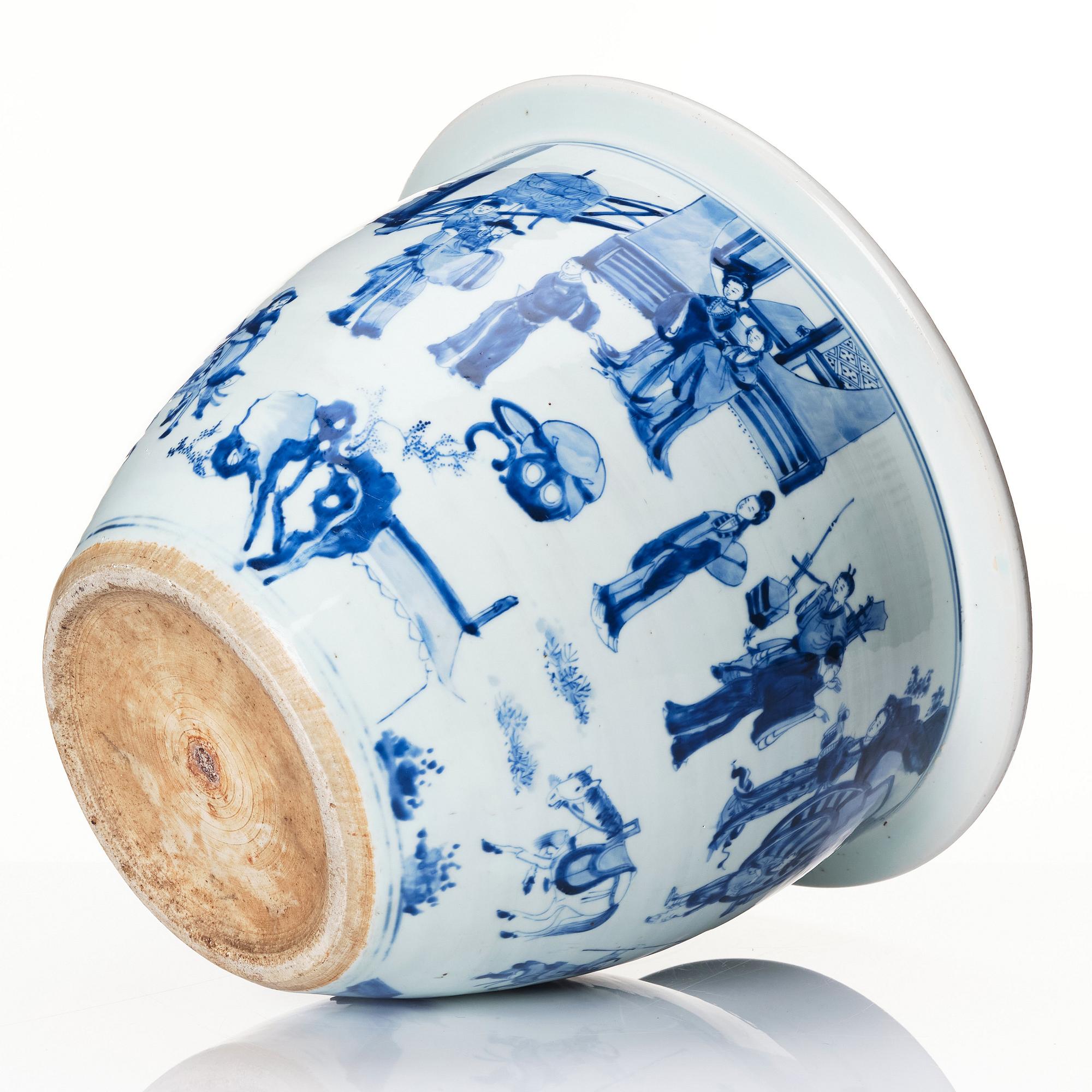 Kruka, porslin. Qingdynastin, Kangxi (1662-1722).