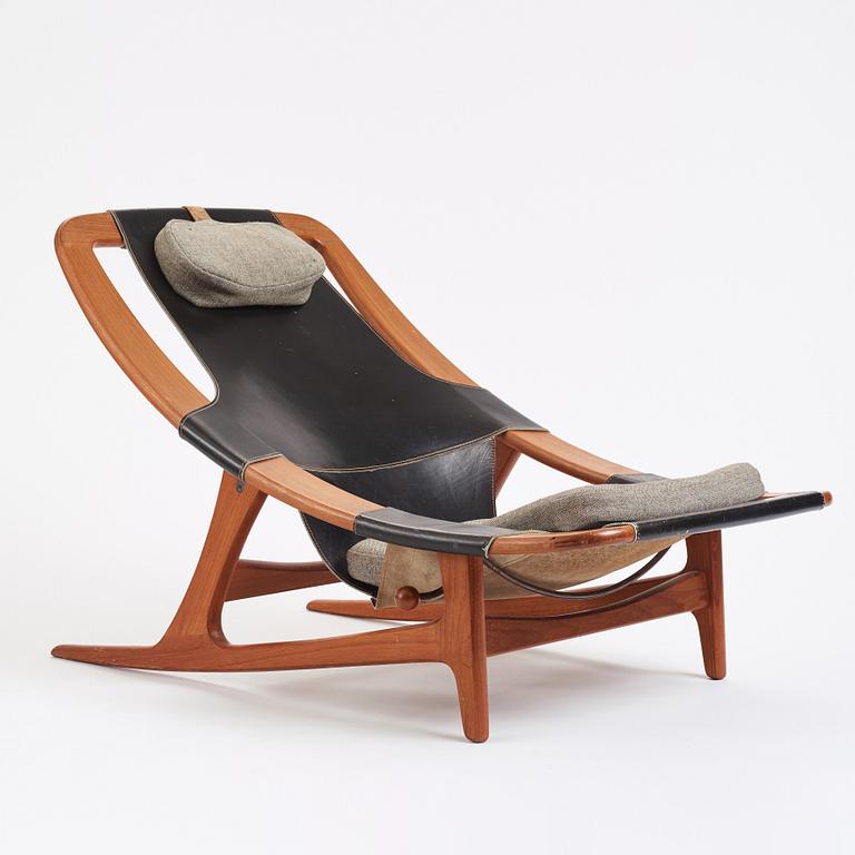 Arne Tideman Ruud, a teak and black leather lounge chair 'Holmenkollen'/'3030', A/S Inventar, Gjövik, Norway 1960s.