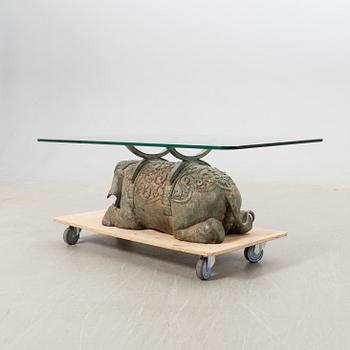 Coffee table, second half of the 20th century.