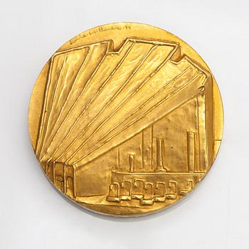 Medalj, Alvar Aalto Finlandia, 18K guld. Design Eila Hiltunen. Kultateollisuus, Åbo 1974. Numrerad 3.