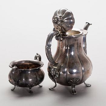 KAFFESERVIS, 2 delar, silver, importstämplar. Vikt ca 996g.