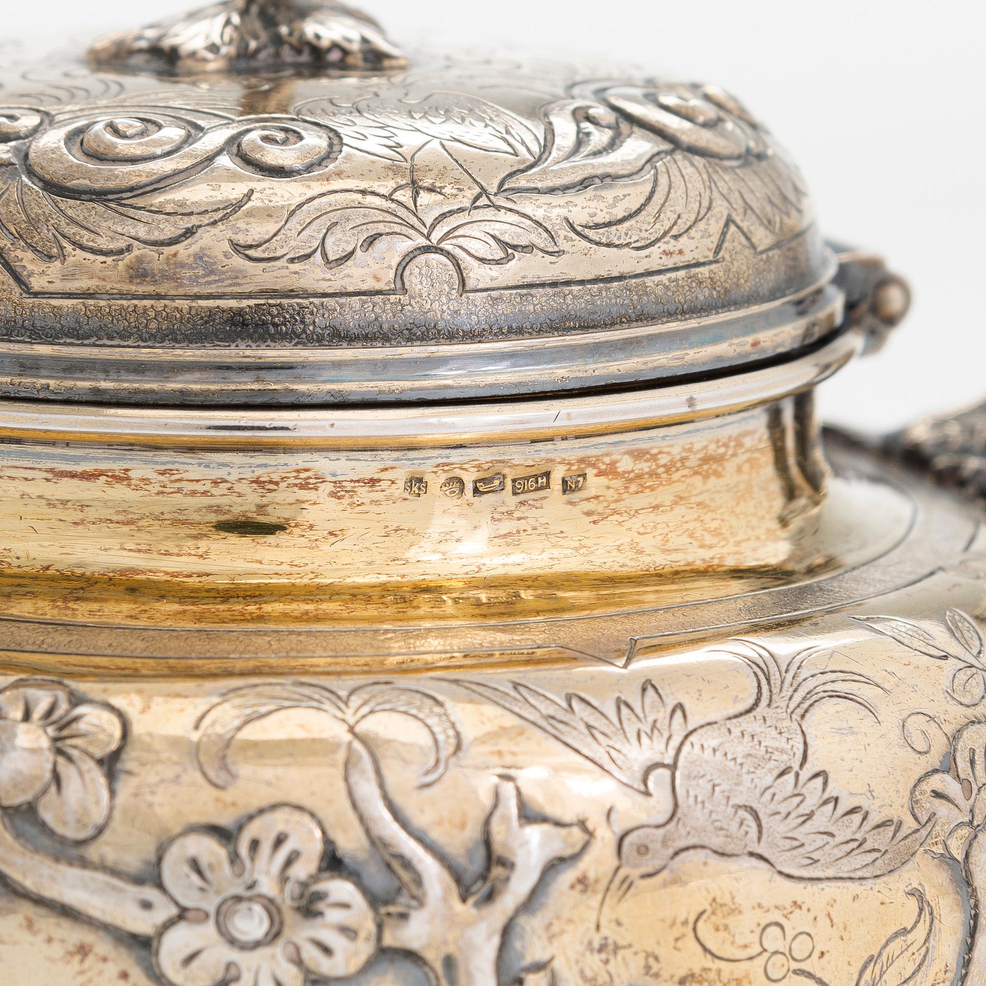 Samuel Smily, teservis, 9 delar, sterling silver, delvis förgyllt, Goldsmiths Alliance Ltd, London 1873-74.