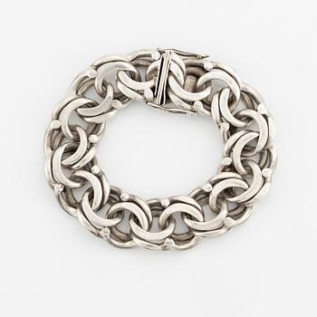 Bracelet, bismarck link, silver.